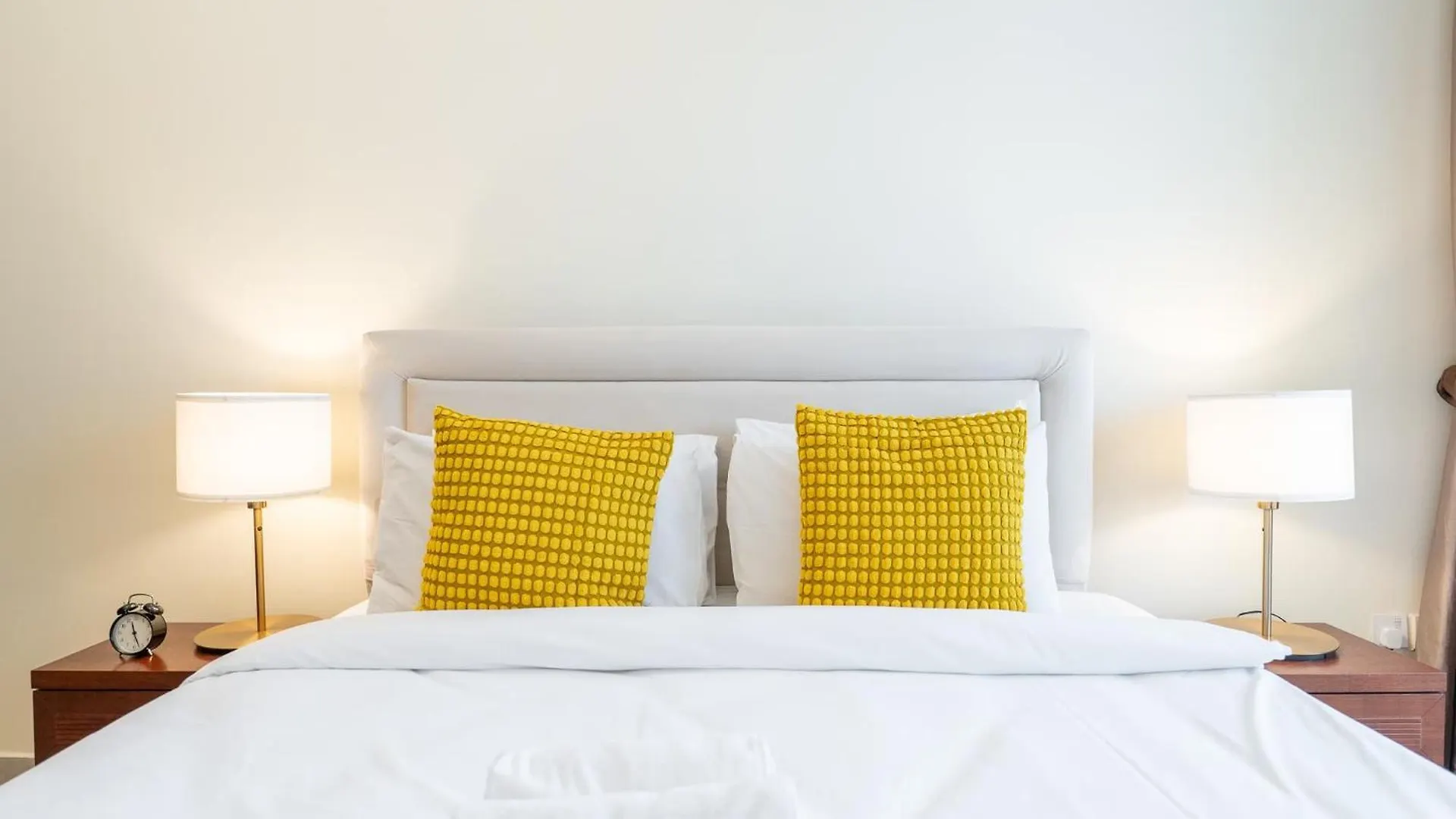 Apartment Heart-Captivating 1 Bedroom In Hanover Square Dubai United Arab Emirates