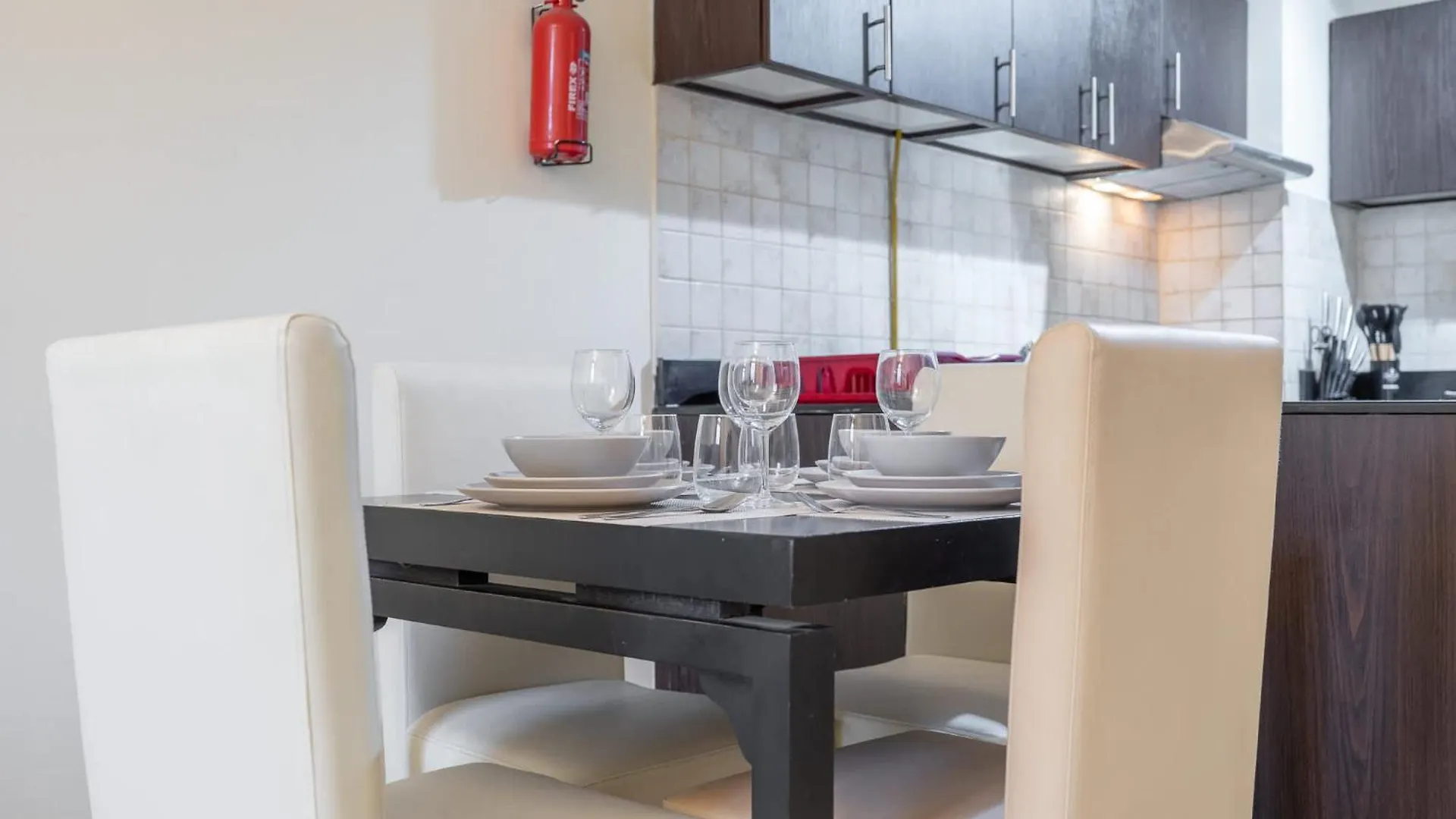 Heart-Captivating 1 Bedroom In Hanover Square Dubai Apartment