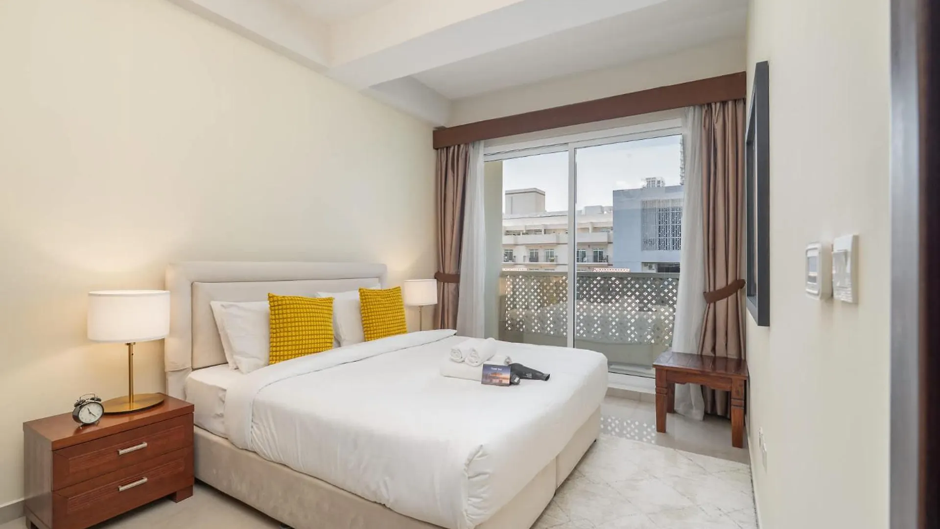 Heart-Captivating 1 Bedroom In Hanover Square Dubai United Arab Emirates