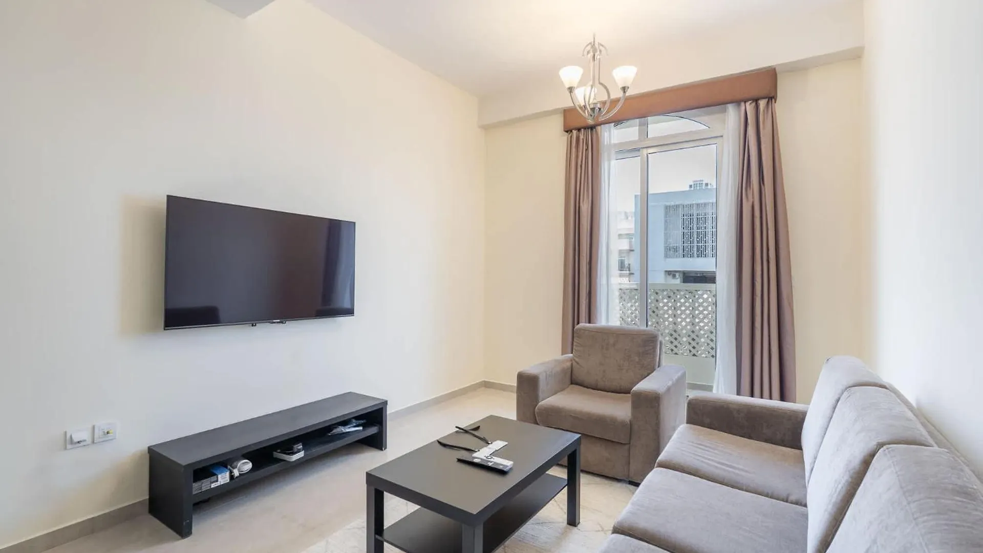 Heart-Captivating 1 Bedroom In Hanover Square Dubai United Arab Emirates